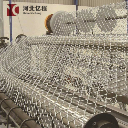 Pagar rantai wire mesh dilapisi PVC