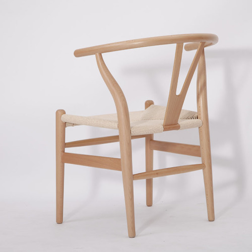 Scaun replica Hans Wegner CH24