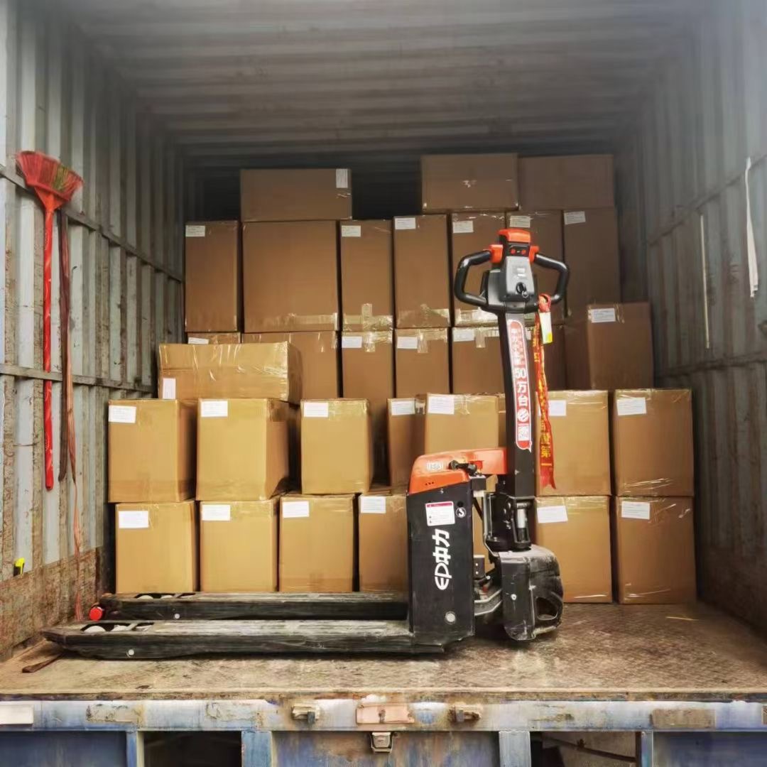 In Stock C1000 24port GE POE 4x1G SFP Network Switch C1000-24P-4G-L