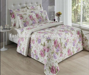 Floral Patterns Printed Microfiber Quilt