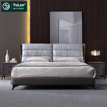 Modern Luxury Leather Italian Bed with Pillow Headboard