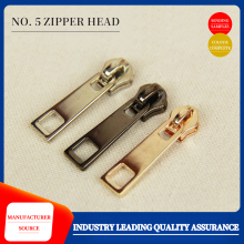 Customized logo zipper head