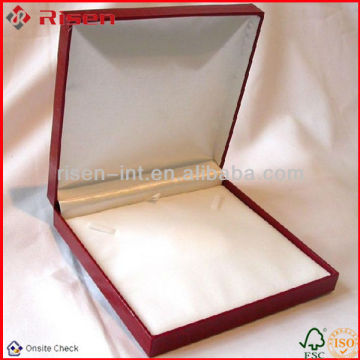 custom luxury jewelry gift boxes for necklaces
