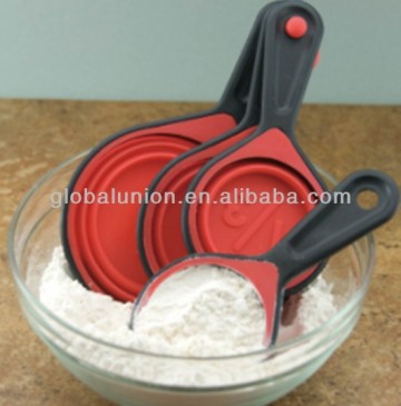 silicone measuring spoon