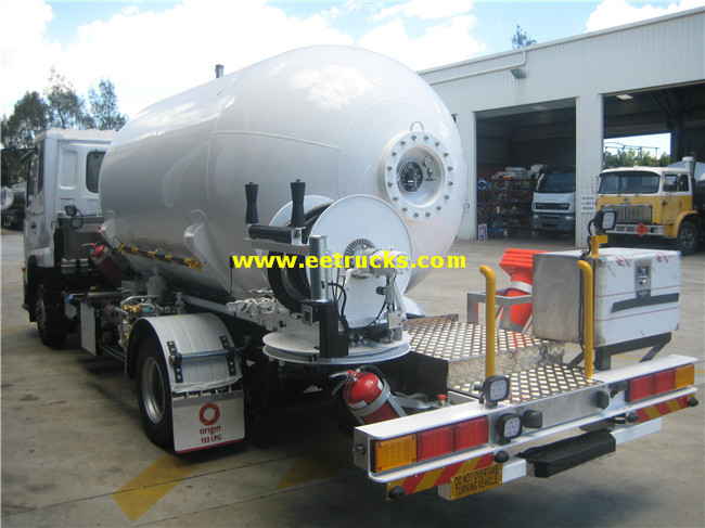 5MT Propane Bobtail Trucks