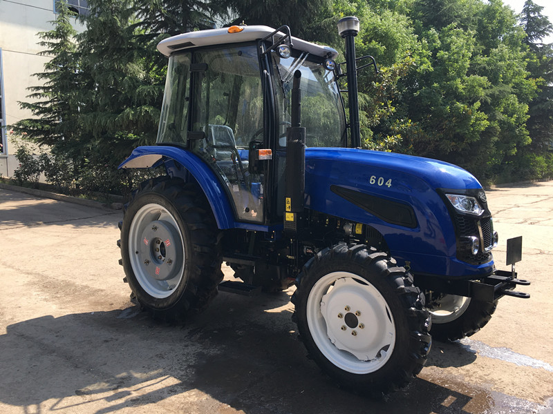 4 Wheel Drive Farm Tractor 70hp