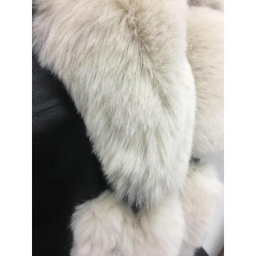 Casaco Preto Pelúcia Faux Fur