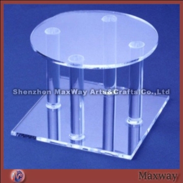 Crystal plexiglass cupcake stand