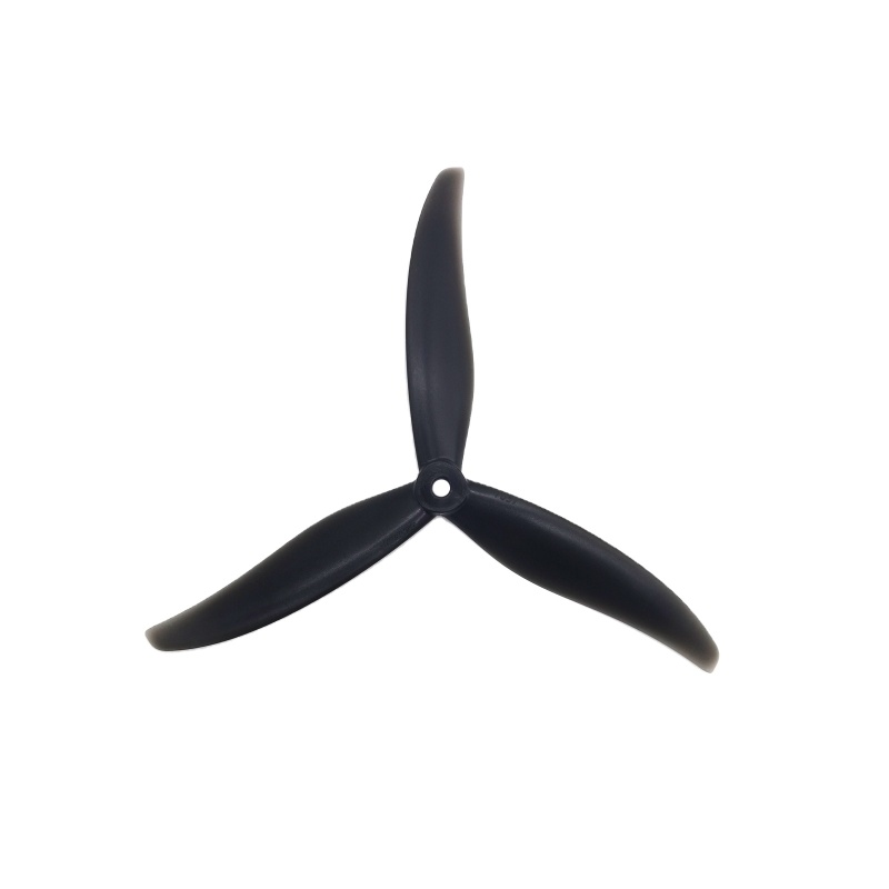 High-Efficiency 3 Blade Cinelifter for RC Multi Rotor