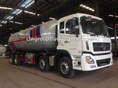 Dongfeng Tianlong 8X4 35.5CBM LPG Tanker Pengangkutan