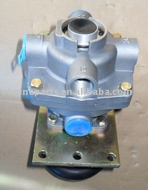 KAMAZ FOOT BRAKE VALVE(KAMAZ PARTS)