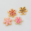 Vente chaude hiver Mini flocons de neige résine Cabochon perles à dos plat pour noël vacances ornements fête décor bricolage articles de jouet