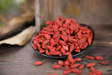 Compare Chinese herb goji berry