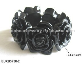 stretch resin roses bracelet,elastic lucite bakelite acrylic plastic bracelet,resin jewelry, lucite jewelry,bakelite jewelry