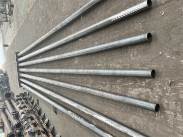 Steel Octagonal Street Lighting Poles With Single And Double Arm