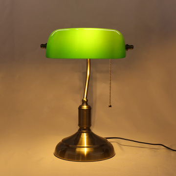 LEDER 녹색 유리 황동 테이블 램프