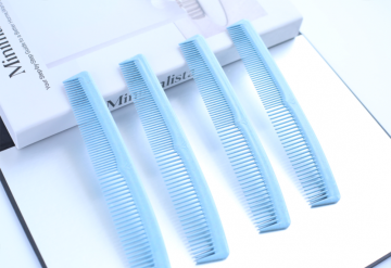 Blue hotel bathroom disposable plastic hair combs