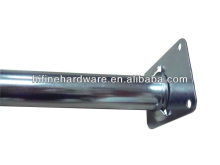 Adjustable closet rod