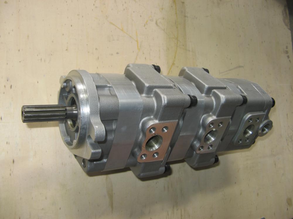 Excavator PC28UU-2 hydraulic gear pump 705-41-08240