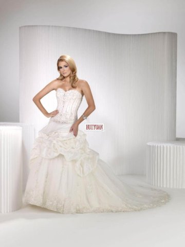 lace princess wedding dresses