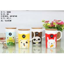 Animal Pattern Ceramic Mug with Wood Lid