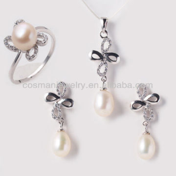 2013 Pretty Pearl Drop Jewelry Set