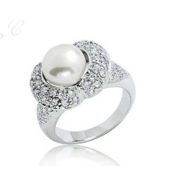 Fashion White Gold Pearl Ring