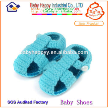 Wholesale wool hand made baby shoes crochet