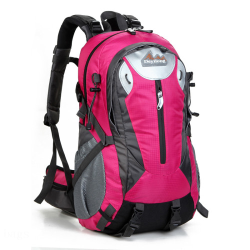 Excellent water repellent performance outing backpack