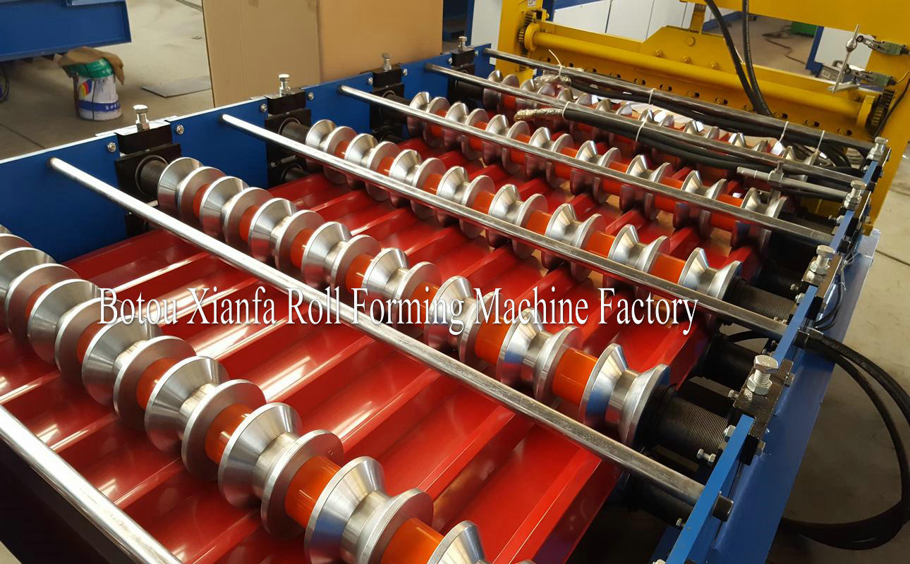 TR 25 roll forming machine