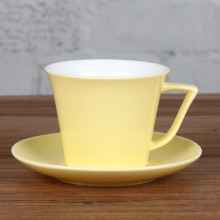 6 OZ jaune tasse et soucoupe