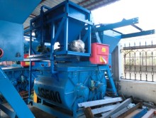 rotating drum concrete mixer