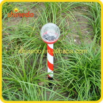 solar powered mini crackle ball garden lawn light for Christmas