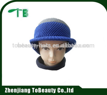 knitted hat with visor