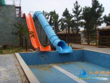 5m Child Fiberglass Family Holiday Resorts Water Slides Equipment For Body