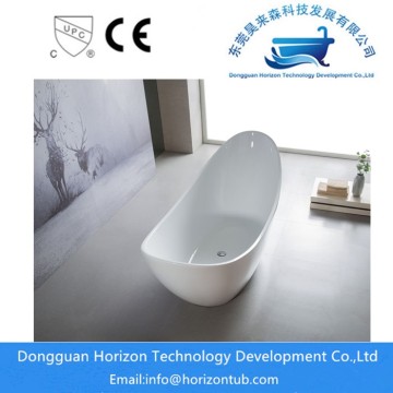 Stand alone acrylic white bathtub