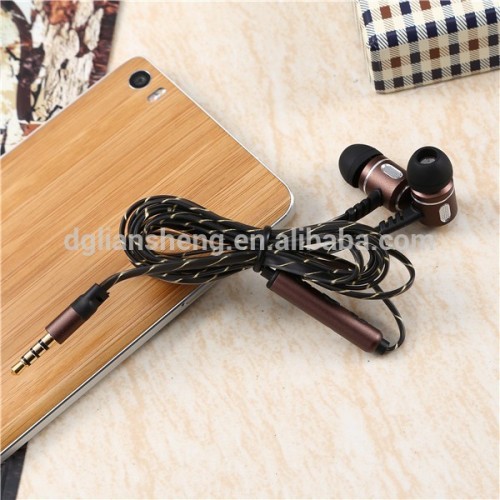 High-performance metalic earphone microphone with volume control