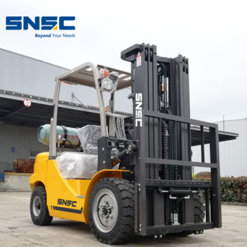 Gas Powered 3500Kg Fork Lifter Trucks