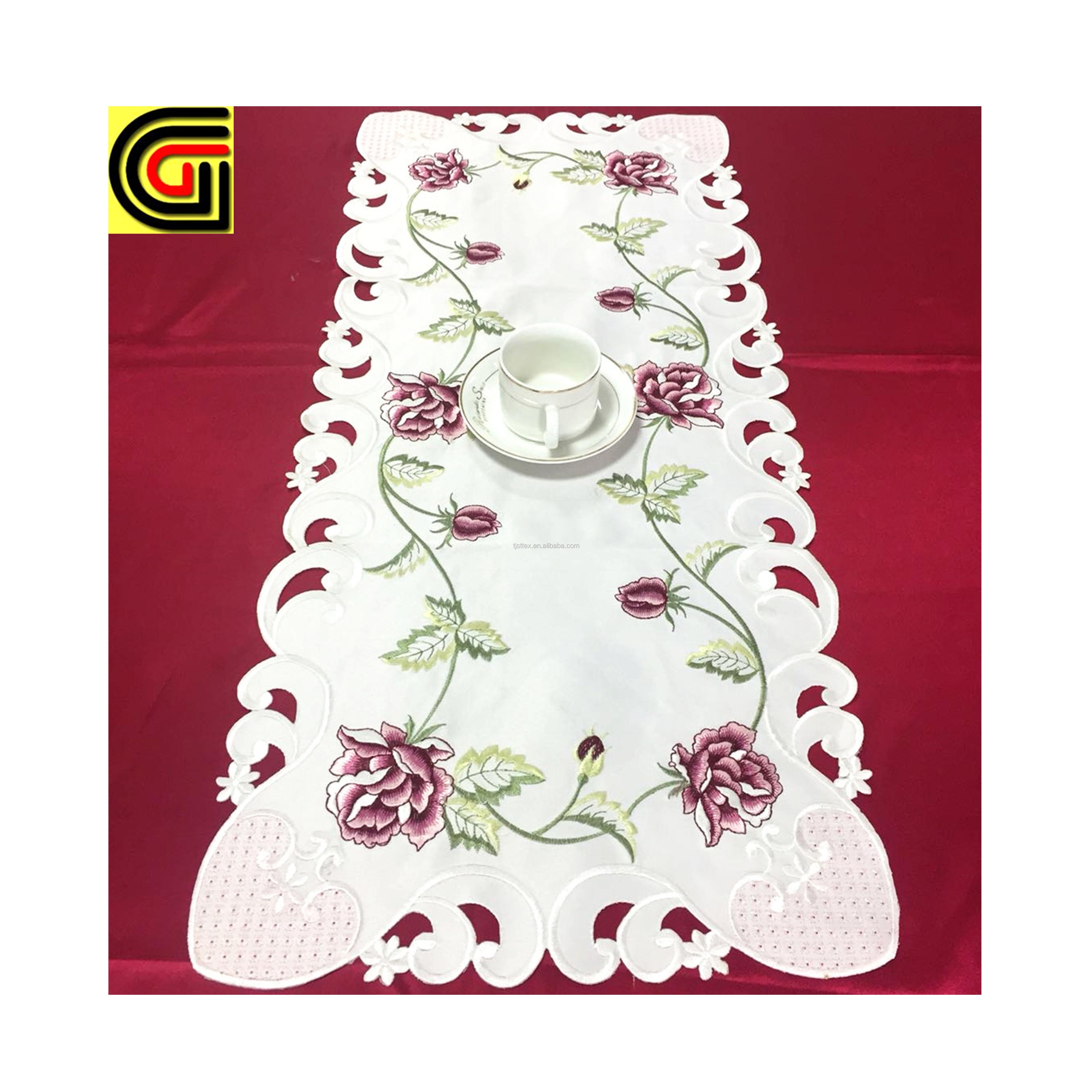 Elegant 100% Polyester Plain Embroidery Table Runner for Home Decoration Party or Wedding