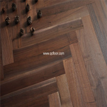 Walnut engineered herringbone wood flooring / Herringbone parquet flooring / chevron herringbone