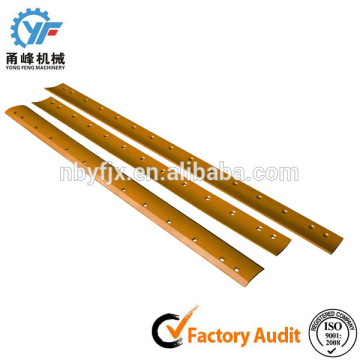 Motor grader blades cutting edge