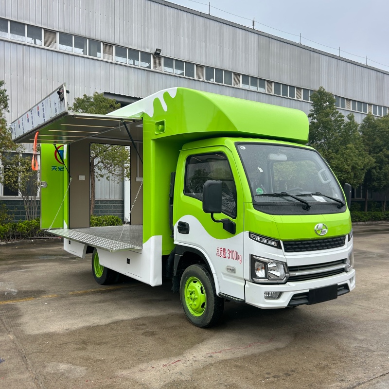 کامیون مواد غذایی وگان/گیاهخواری؛ Vegan/vegetarian food truck;