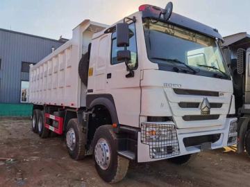 Howo Dump Truck 6X4 8X4 Dump Truck