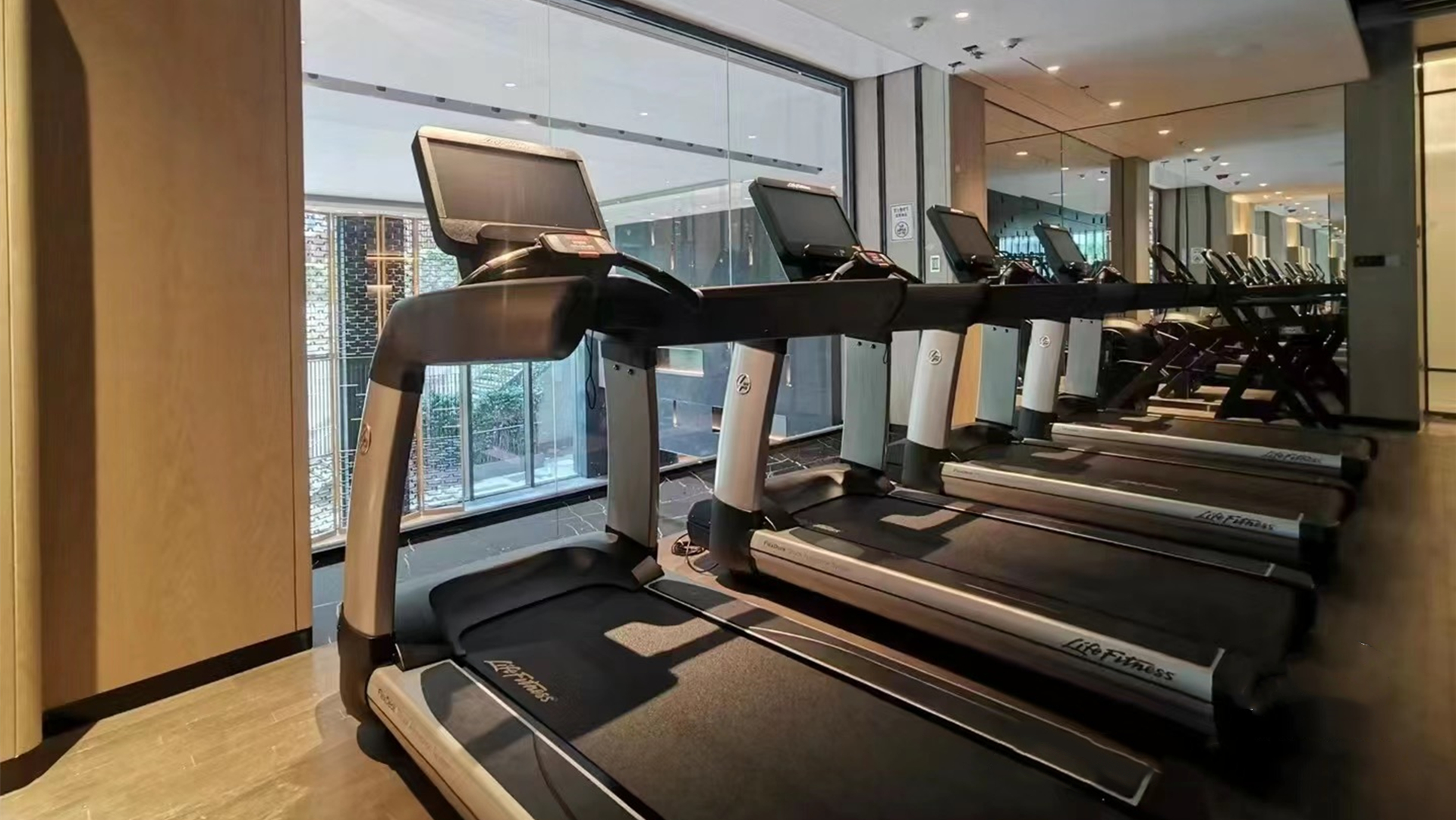 How To Choose A Suitable treadmill for commercial gym (3)