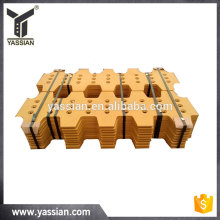 serrated cutting edge for scraper