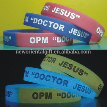 Luminous silicone bracelets Glow wristbands