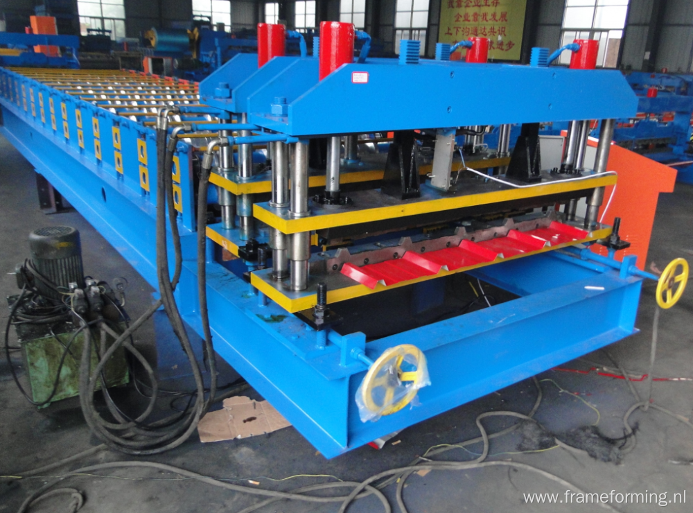 Automatic Color Steel Tile Making Machine Concrete