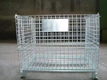 Stackable wire mesh container
