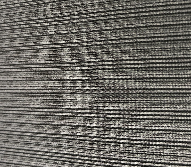 Coarse needle rib knitted fabric