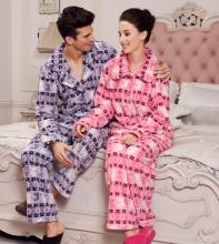 Fashion Printed Velvet Fleece Pajamas Suit
